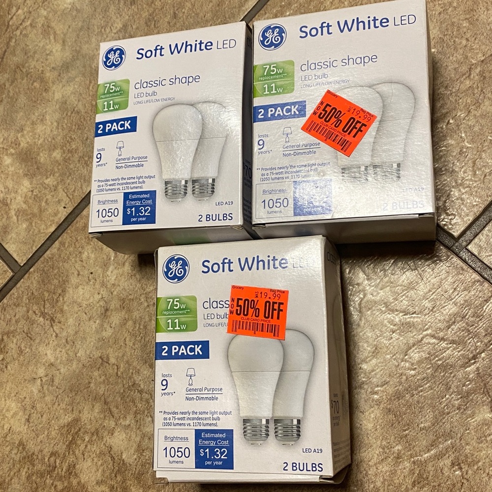 Soft White Classic Shape LED Light Bulbs A19 Household Lighting